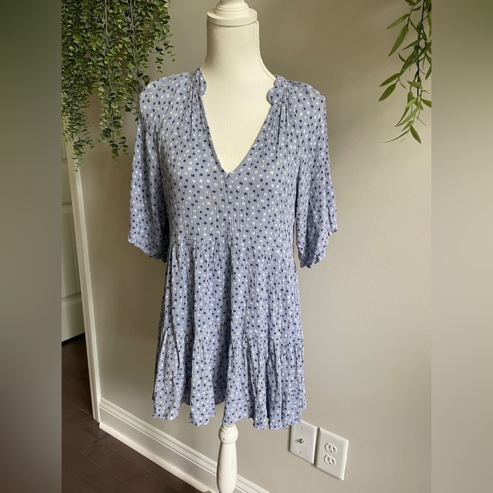 Women’s size Medium Mini Dress By KLd